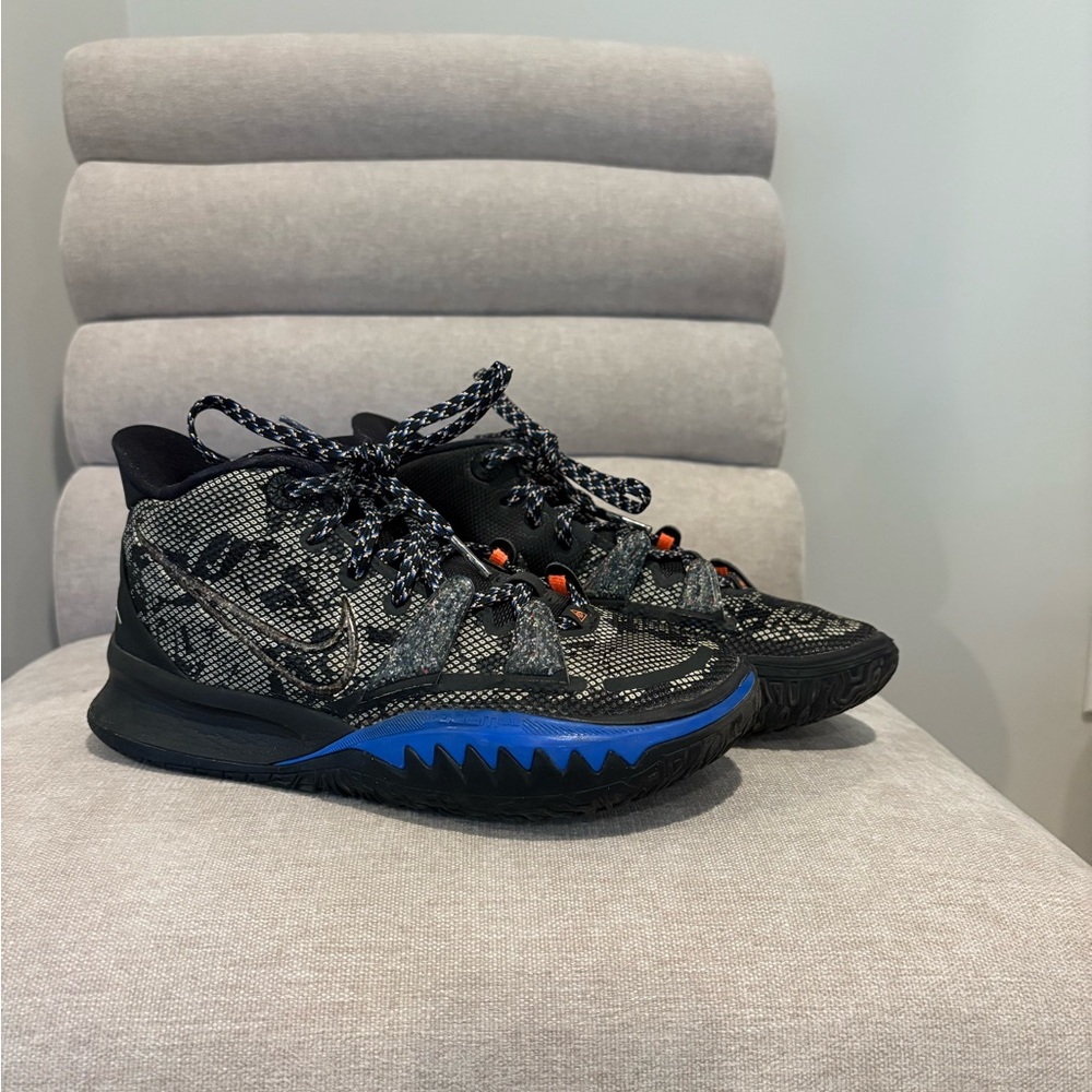 Nike Kyrie 7 "Shark" Grind basketball shoes